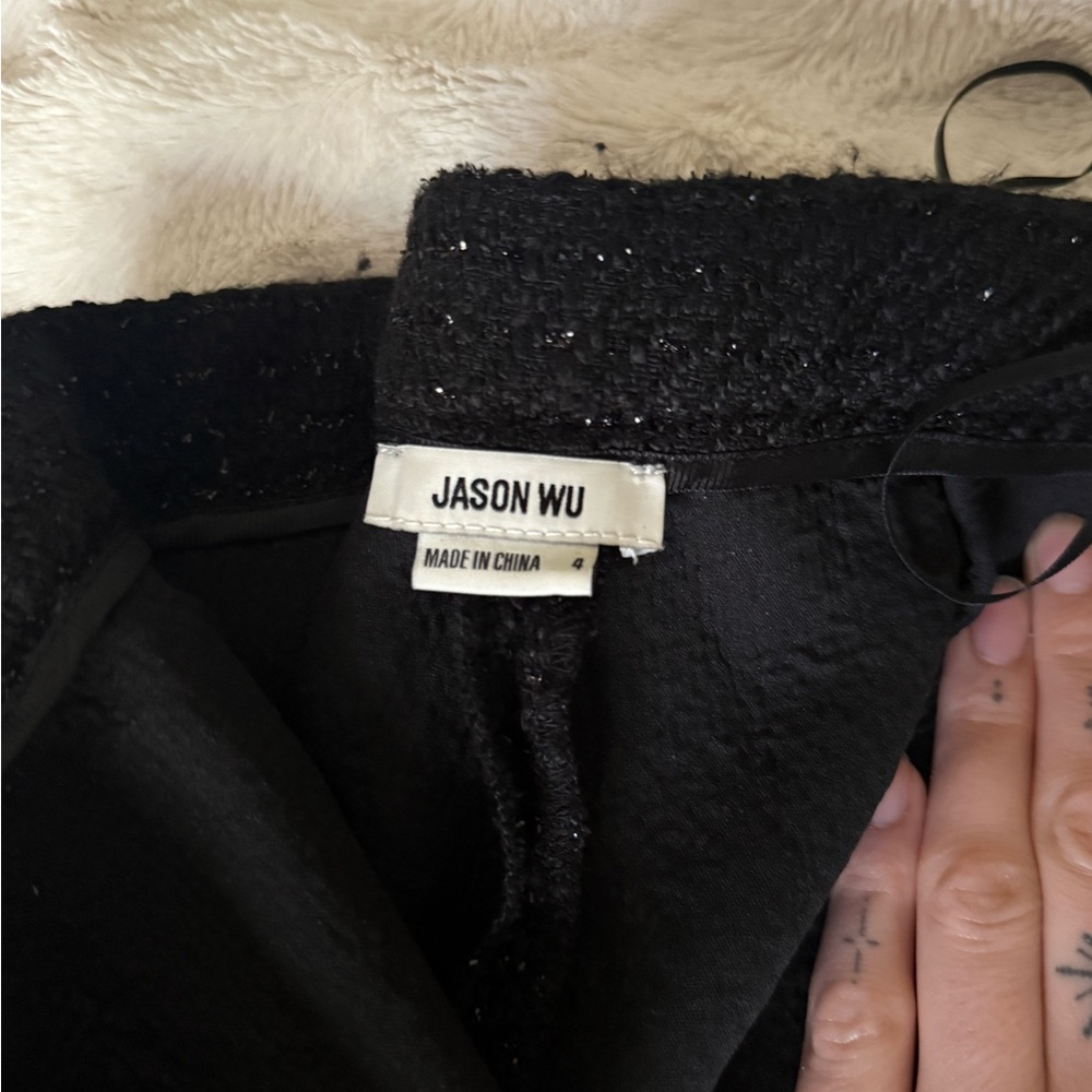 Elegant Black Tweed Pants - Picture 4 of 5